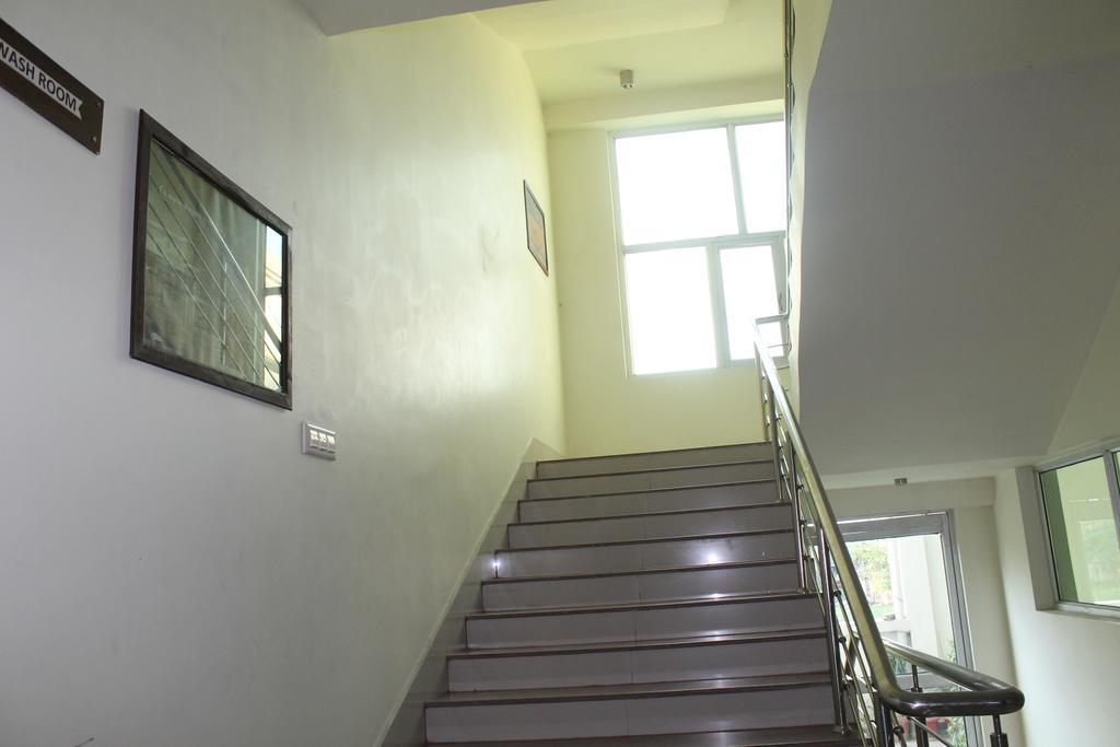 Bodhgaya Gautam Hotel Bagian luar foto