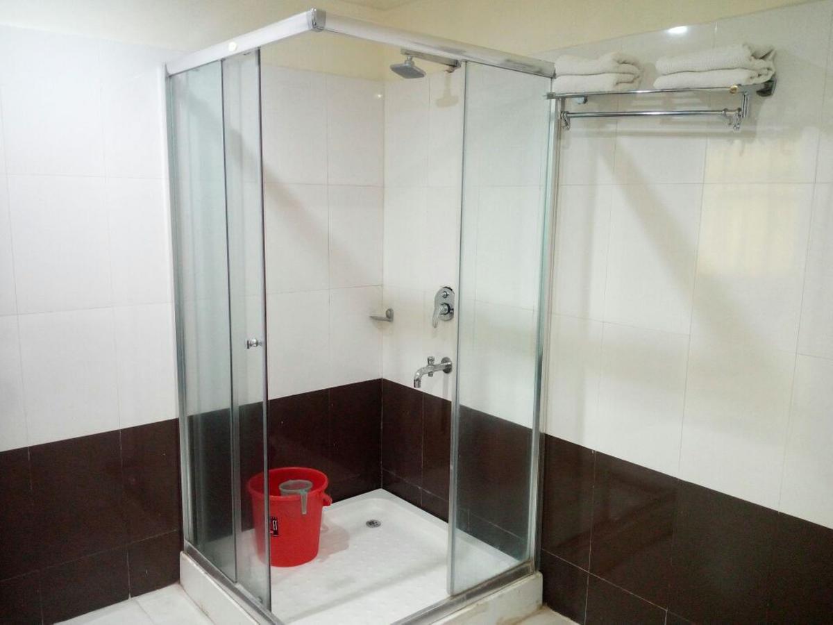 Bodhgaya Gautam Hotel Bagian luar foto