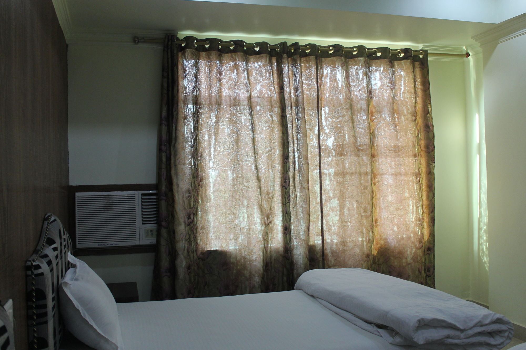 Bodhgaya Gautam Hotel Bagian luar foto