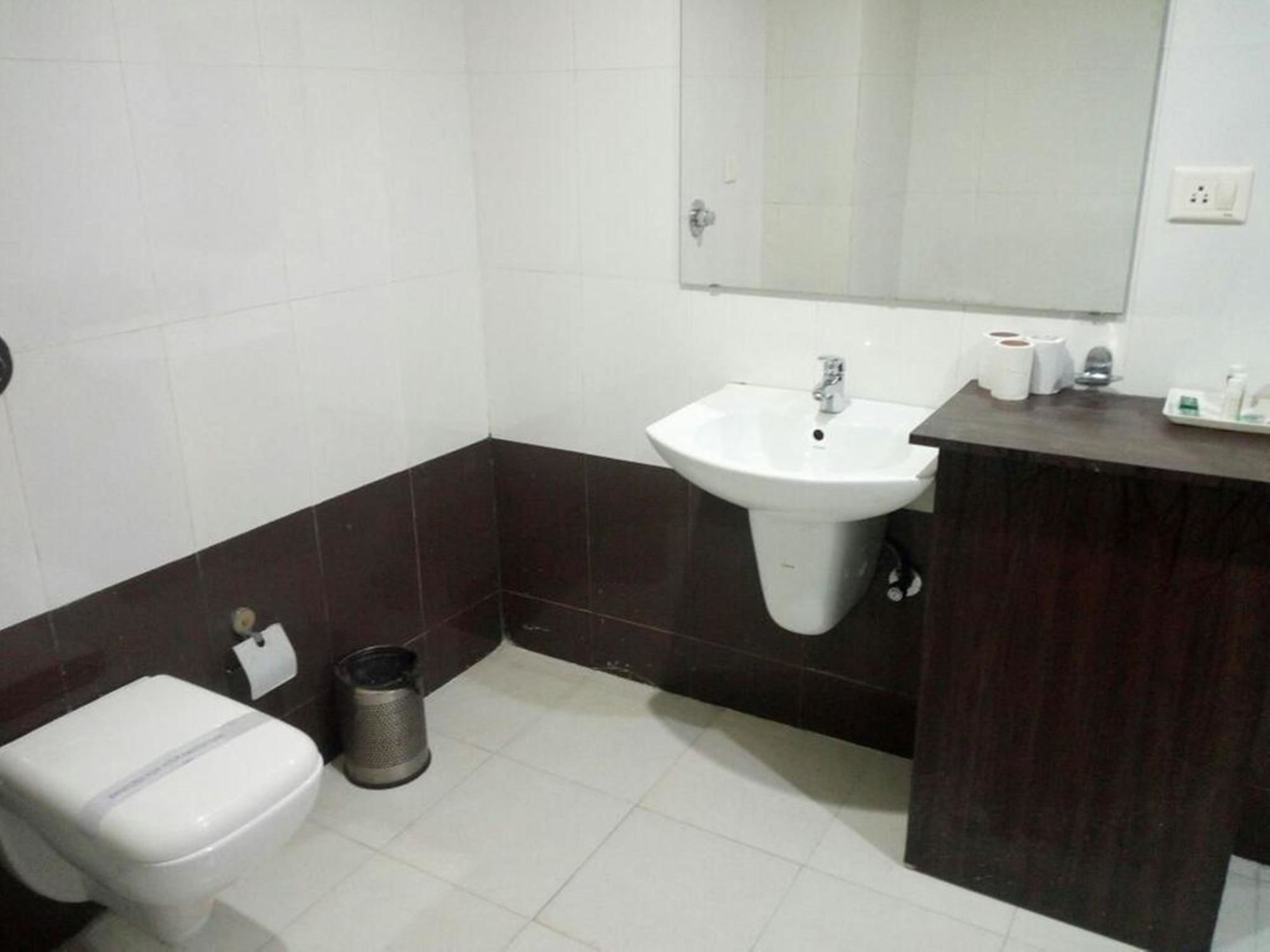 Bodhgaya Gautam Hotel Bagian luar foto
